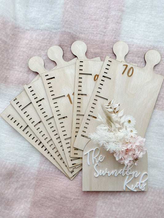 Everlasting personalised wooden growth chart